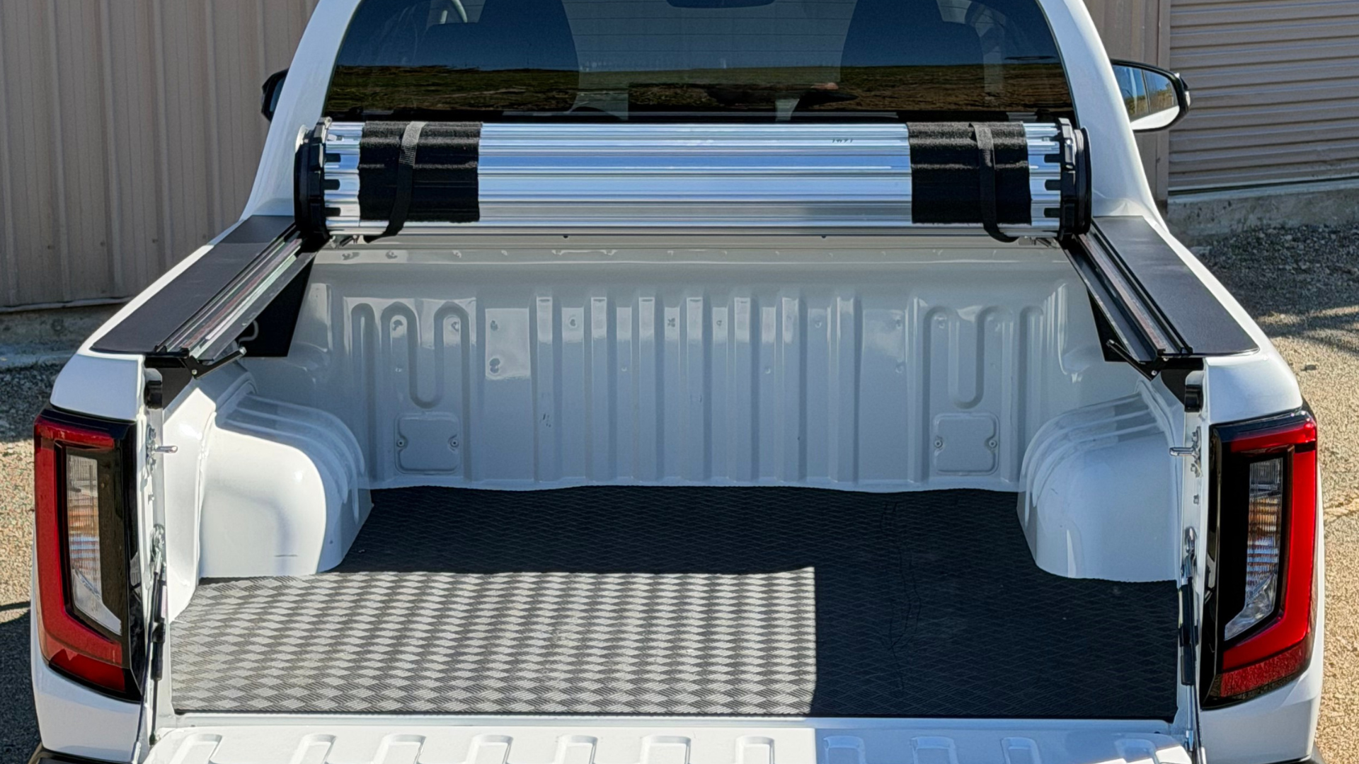 toyota hilux high rolla roll up hard tonneau cover